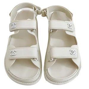 $1900 Auth Chanel Rubber sandals Sz EU 38(Rare)